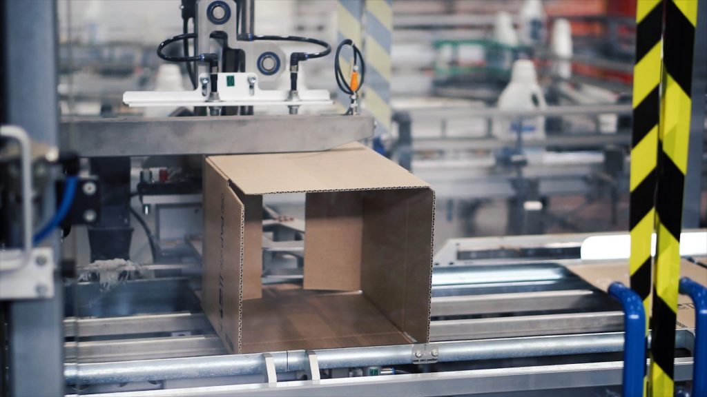 Cosmetic packaging boxes